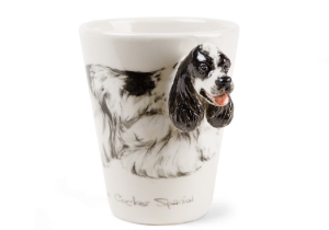 A gorgeous Blue Witch ceramic immortalising the stunning American Cocker Spaniel. A perfect family pet, this adorable breed is renowned for its affable personality.