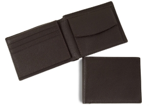 Casual yet distinctive. This handsome leather Fat Boy billfold wallet with flap is the classic combination of functionality and practicality making it the perfect every-day accessory. Handmade from high-quality calf leather. It has been produced to the highest standard to give the wallet great form and stability. Inbuilt RFID-blocking technology protection to prevent identity theft by unknown card scanners and readers.