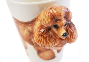 An elegant Poodle ceramic by Blue Witch. This breed is intelligent and charismatic as well as able to rock a very distinctive look. A popular family pet throughout the world.