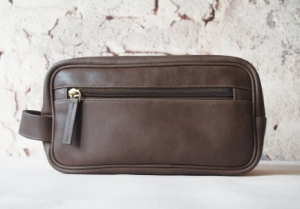 Rugged and refined. Designed for all your grooming needs with a spacious interior for all your toiletry essentials. The Wilson men's leather toiletry wash bag is handcrafted from high-quality calf leather. Tough, durable and water-resistant. It's got the room but is still compact enough to fit into any bag or suitcase.