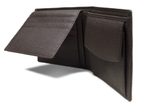 Casual yet distinctive. This handsome leather Fat Boy billfold wallet with flap is the classic combination of functionality and practicality making it the perfect every-day accessory. Handmade from high-quality calf leather. It has been produced to the highest standard to give the wallet great form and stability. Inbuilt RFID-blocking technology protection to prevent identity theft by unknown card scanners and readers.