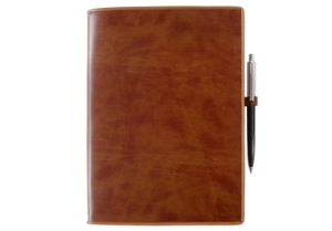 A very intelligent collection: The Romano Refillable Journal is supremely refined and redefined with natural recycled leather, specially created by professional Italian leather craftsmen. Employing advanced techniques, the environmental impact is much reduced. By using what is essentially a waste material it retains many of the properties and textures of regular leather without losing that wonderful natural leather smell. Uncompromised quality which is distinctive and is still a luxurious option. The leather has a glossy finish whilst still allowing for flexibility.