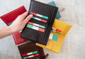Nina is an elegant collection of Italian-made accessories from small wallets and cosmetic bags to handbags and clutches. They are available in a luxurious choice of colors. The perfect companion to carry wherever you go.