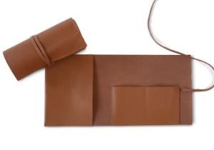 A versatile yet relaxed style, the Indiana Travel & Tech Kit Roll is full of character and thoroughly modern. Handmade from high quality genuine calf leather with naturally light oiled skin to infuse an adventurous feel. Uncomplicated with simple elegant, stitched edging only reinforces the books profile without being overly overt. The simplicity of the structure is divine with no need to add further design twists. This charismatic range promises to travel the distance with you.Your passion for writing will be extended with the refillable booklet pages which can be changed with ease. As one story ends another will begin.