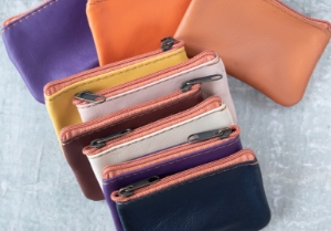Nina is an elegant collection of Italian-made accessories from small wallets and cosmetic bags to handbags and clutches. They are available in a luxurious choice of colors. The perfect companion to carry wherever you go.